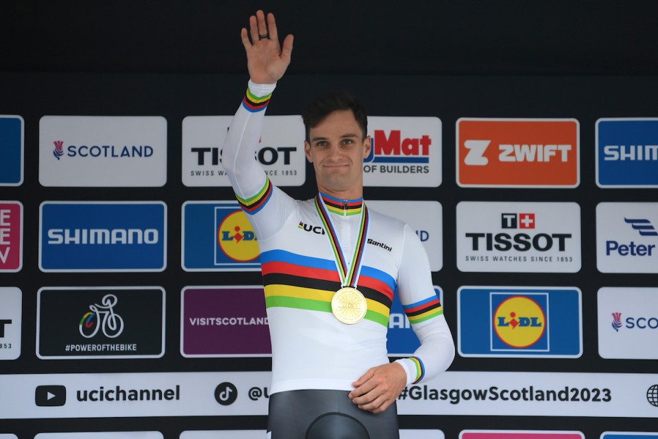 News Round-up: First time trial rainbow jerseys handed out in Glasgow