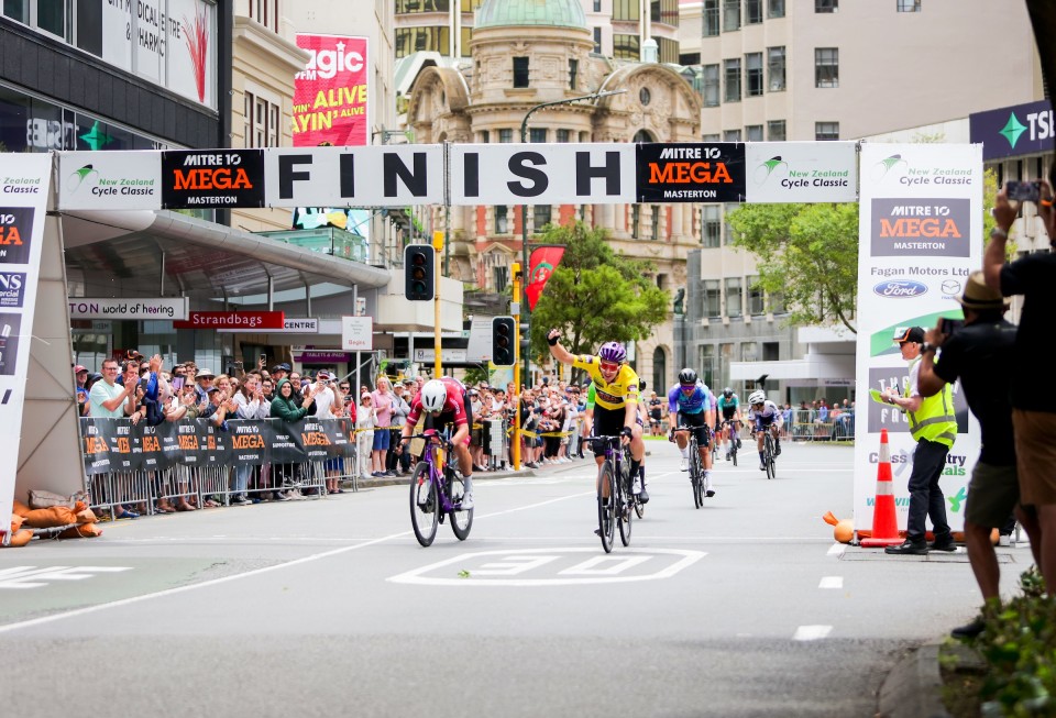 Stage 5 NZCC 2024 Gate win by Dave Lintott v2