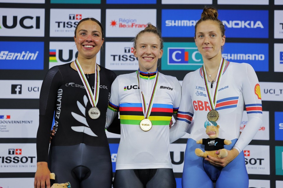 Women Podium IP v2